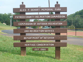 Dehart Memorial Park Sign